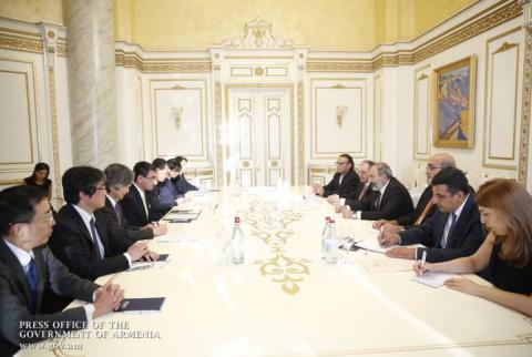 У нас есть реальные возможности поднять двустороннее сотрудничество на новый уровень: премьер-министр Армении принял главу МИД Японии
