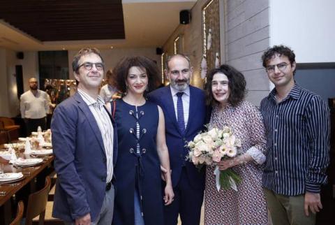 PM Pashinyan hands Armenian passports to Arsinée Khanjian and Atom Egoyan