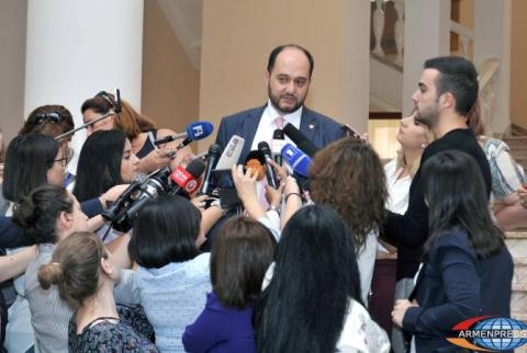 Արայիկ Հարությունյանն անդրադարձել է իրեն պաշտոնանկ անելու լուրերին