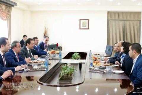 Երևանի քաղաքապետ Հայկ Մարությանը հանդիպել է Ամմանի կառավարիչ Օմար Էլ Լոուզիի հետ