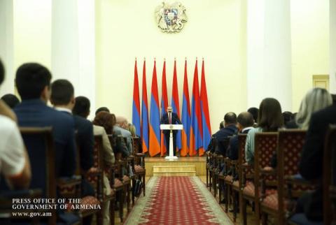 ՏՏ ոլորտը պետք է ունենա զարգացման առաջանցիկ տեմպեր և դառնա տնտեսության կարևոր հենասյուներից մեկը. Նիկոլ Փաշինյան