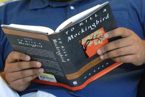 Роман "Убить пересмешника" оказался любимой книгой американцев