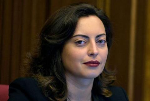 شعار تحالف إيم كايل-خطوتي- بالانتخابات البرلمانية القادمة هو «فرد سعيد،مجتمع راعي،دولة قوية»-رئيسة تكتل يلك في البرلمان الأرميني لينا نازاريان-