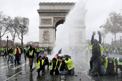 Ֆրանսիայում չորս մարդ Է զոհվել «դեղին բաճկոնավորների» բողոքի ակցիաների ընթացքում 
