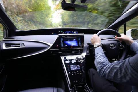 Government allows imports of right-sided steering wheel cars with 6-months period for modification 