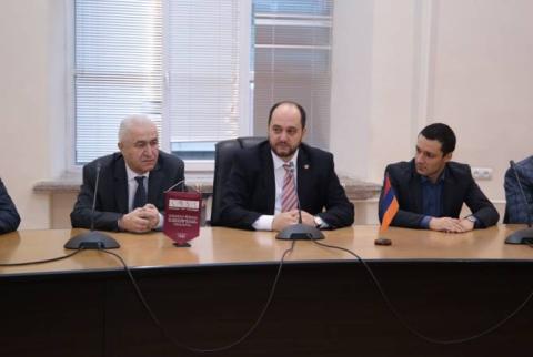 Արայիկ Հարությունյանը ներկայացրել է ՀՊՏՀ-ի  ռեկտորի պաշտոնակատարին