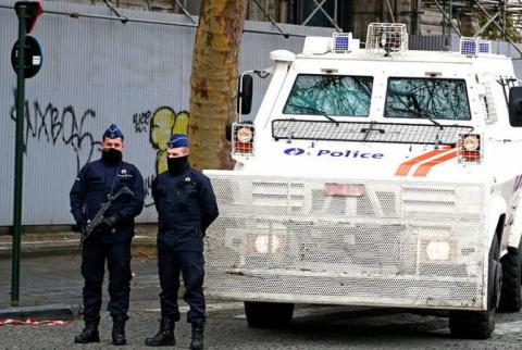 Reuters: в Брюсселе мужчина открыл стрельбу из автомата Калашникова