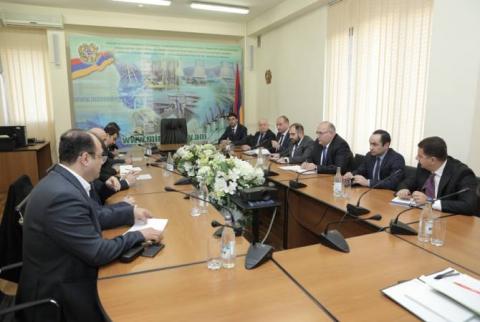 Armenia and Iran hold energy talks 
