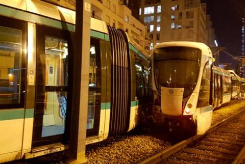Во Франции при сходе трамвая с рельсов пострадали 12 человек