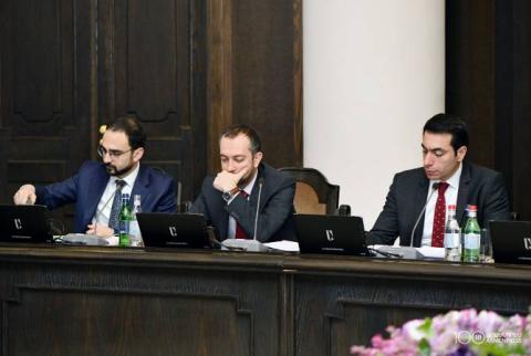 Руководитель администрации премьер-министра Армении будет еженедельно докладывать Пашиняну о ходе исполнения его поручений