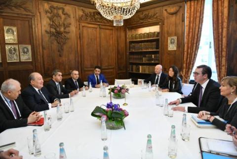 Le Président serbe réaffirme au Président arménien l’intention d’ouvrir une Ambassade en Arménie