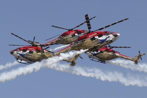 Aero India 2019 միջազգային օդատիեզերական ցուցահանդեսը բացվել Է վիթխարի օդային շքերթով