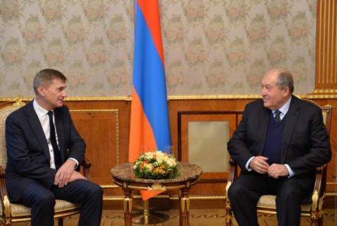 President Sarkissian meets with European Commissioner for Digital Single Market