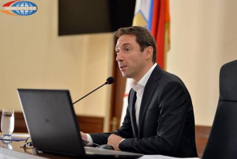 Yerevan Mayor defends dismantlement of cafes near Opera citing “bringing back cultural atmosphere” 