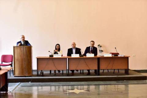 Իրավագետ Անահիտ Մանասյանը մենագրություն է հրատարակել սահմանադրական կայունության թեմայով
