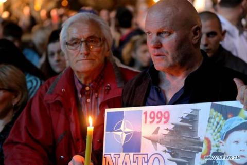 Тысячи сербов почтили память жертв натовских бомбардировок 1999 года