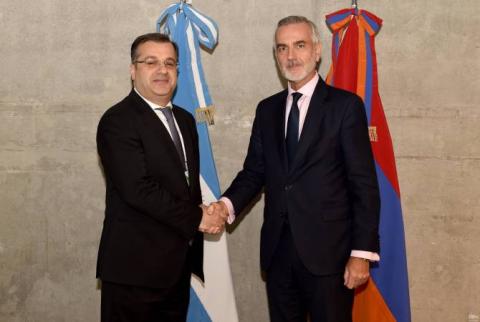 Արտակ Ապիտոնյանը մի շարք հանդիպումներ է ունեցել Բուենոս Այրեսում 