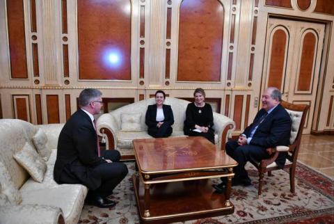Արմեն Սարգսյանն ընդունել է «ՓրայսուոթերհաուսԿուպերս» (PwC) ընկերության ներկայացուցիչներին