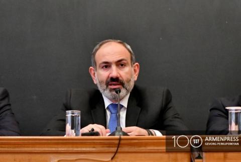 Pashinyan attaches importance to establishment of working relations between government and expert community