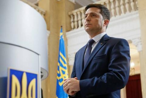 Меркель и Столтенберг провели телефонные разговоры с Зеленским