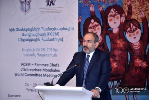 FCEM World Congress: Pashinyan calls for greater women’s involvement in business