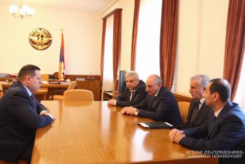 Bako Sahakyan et Hayk Grigoryan ont discuté de la coopération entre les forces de l'ordre des deux États arméniens