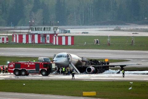 Из сгоревшего в Шереметьево SSJ-100 извлекли тела 41 погибшего