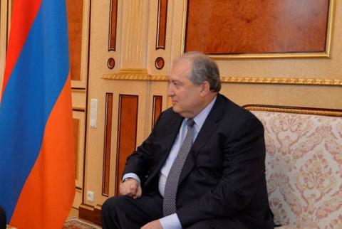 Le président Armen Sarkissian a rencontré les représentants de l’Institut de Philosophie, de Sociologie et de Droit de l’ANS et du barreau