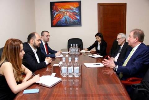 Արայիկ Հարությունյանն  ընդունել է ֆրանսիական հանրահայտ «Դասո սիստեմս» ընկերության պատվիրակությանը