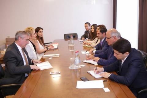 Սուրեն Պապիկյանն ընդունել է Բուլղարիայի դեսպանին