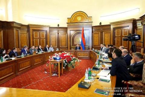 Կառավարությունում քննարկվել է Արտաքին տնտեսական գործունեության իրականացման սպասարկման կենտրոնների ներդրման նախագիծը