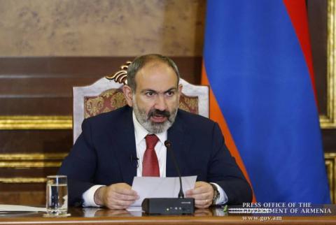 Nikol Pashinyan fait appel aux citoyens qui ont bloqué les entrées des tribunaux