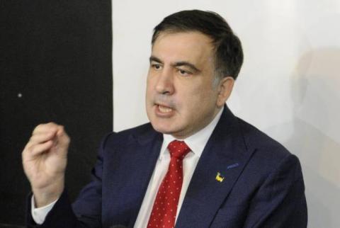 Суд в Грузии обязал Саакашвили выплатить более $77 тыс. избитому депутату
