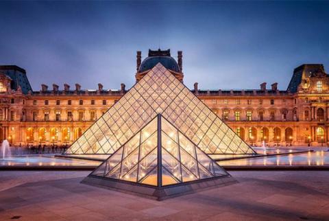 Лувр закрылся из-за забастовки сотрудников
