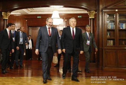 Armenian PM meets with 1st President of Kazakhstan in Nur-Sultan