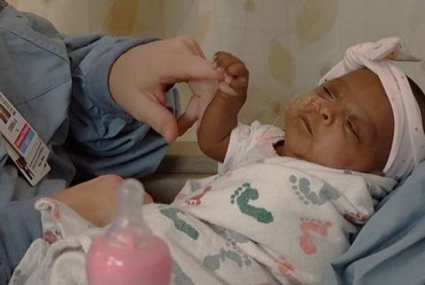  ԱՄՆ-ում բժիշկները խնամելով մեծացրել են աշխարհում ամենափոքր նորածնին