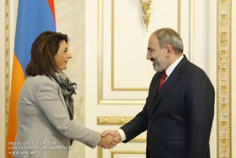 We are interested in developing cooperation with friendly France – PM Pashinyan receives delegation of Bouches-du-Rhône department