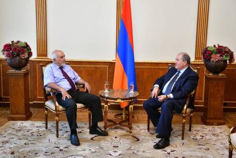 President Sarkissian meets state and political figure Paruyr Hayrikyan