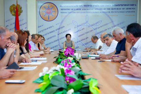 Նպաստների համակարգը  պետք է դառնա ժամանակավոր աջակցության գործիք. Ժաննա Անդրեասյան