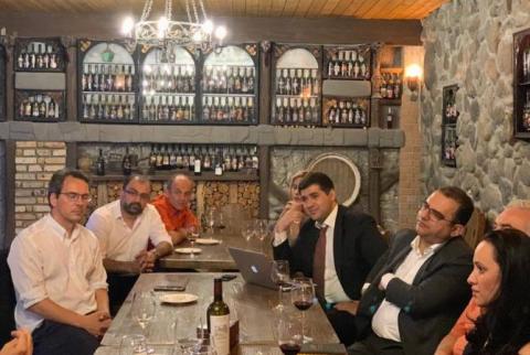 Տիգրան Խաչատրյանն ու Արտակ Քամալյանը միջազգային դոնոր-կազմակերպությունների հետ քննարկել են գինեգործության ոլորտին առնչվող հարցեր