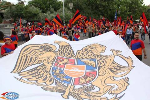 أرمينيا تحتفل بيوم تأسيس دستور البلاد -5 يوليو-