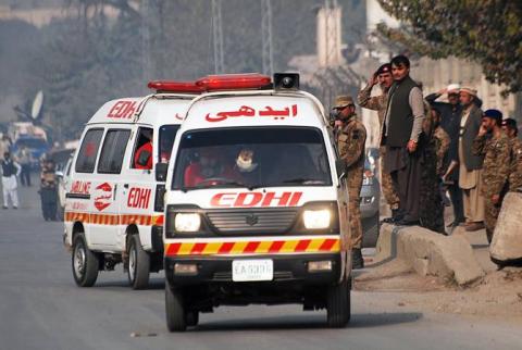 Պակիստանում ավտոբուսի վթարի հետեւանքով 13 մարդ Է զոհվել