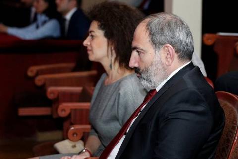 Nikol Pashinyan et Anna Hakobyan étaient présents au concert de l'Orchestre symphonique des jeunes  