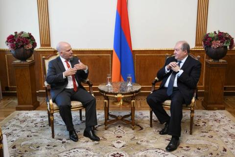 Armenian President holds farewell meeting with Ambassador of Argentina