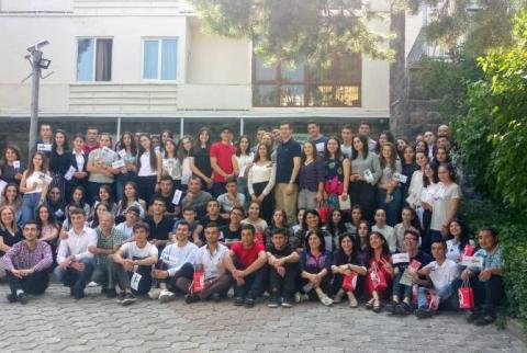 Դպրոցականներն ստանում են բիզնես-առաջադրանք ու խթանում նորարարական մտքի զարգացումը