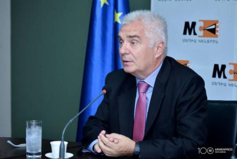 L’ambassadeur de l’UE a réaffirmé la position de l’UE sur le règlement du conflit du Haut-Karabagh