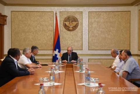 Bako Sahakian a reçu les membres du Comité central d'Artsakh de la  FRA-Dachnak
