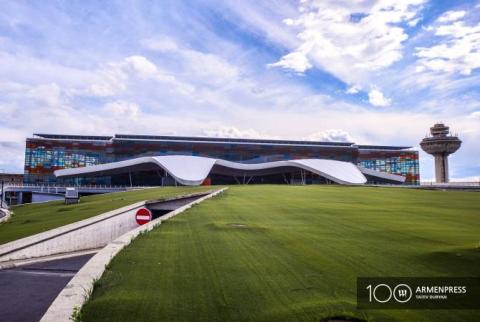 Hurghada-Yerevan airplane lands at Zvartnots airport