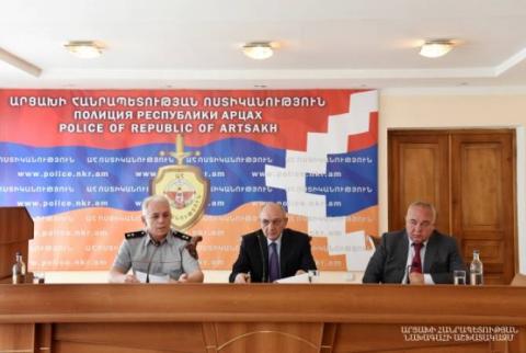 Le président d'Artsakh assiste à une réunion du Conseil de Police