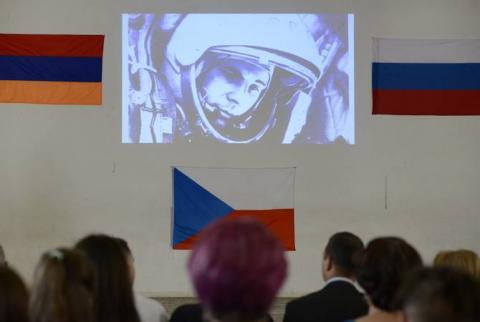 Astronaut Sergei Avdeyev attends opening of int'l space summer school in Armenia 